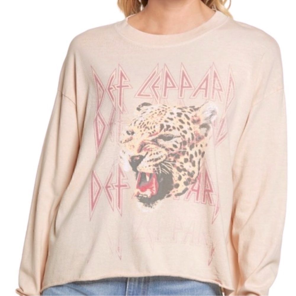 Daydreamer Def Leppard Long Sleeve Graphic Tee Shirt S